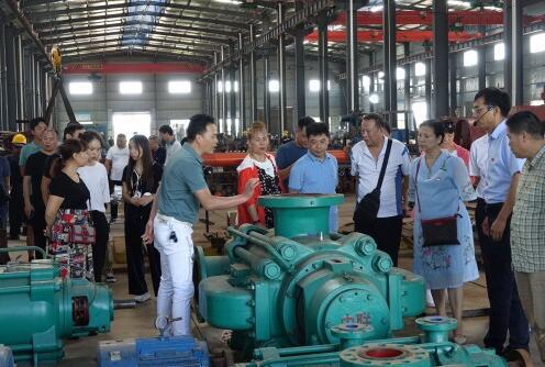 湖南省五金機電商會至中聯(lián)泵業(yè)參觀交流，探討離心泵發(fā)展方向